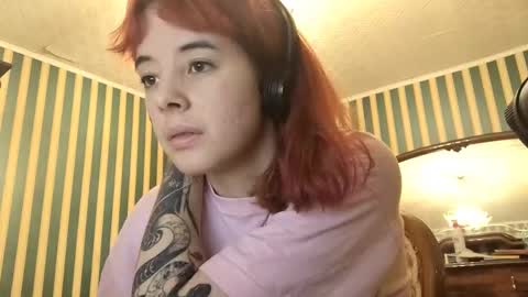 Emely online show from March 4, 5:41 pm