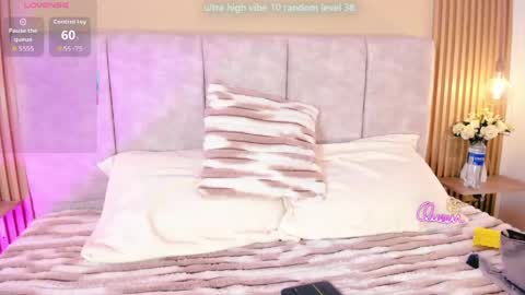 Snapshot of cherlyn_1 chatting on April 13, 1:27 pm cherlyn_1 online show from April 13, 1:27 pm