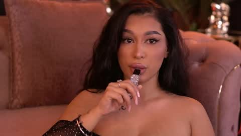 Snapshot of cherriejoy chatting on April 4, 6:05 pm Cherry online show from April 4, 6:05 pm