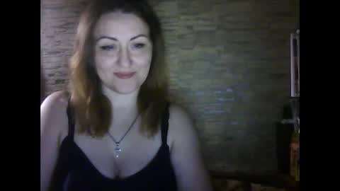 cherry04383 online show from March 31, 2:46 am
