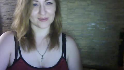Snapshot of cherry04383 chatting on July 22, 1:52 am cherry04383 online show from July 22, 1:52 am