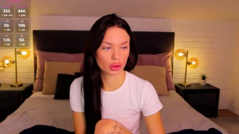 Snapshot of cherry__kiss chatting on April 16, 7:31 am Cherry Kiss online show from April 16, 7:31 am