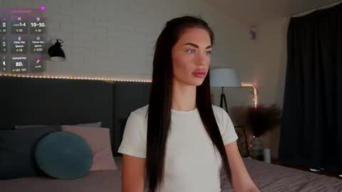 Snapshot of cherry__kiss chatting on April 28, 7:24 am Cherry Kiss online show from April 28, 7:24 am