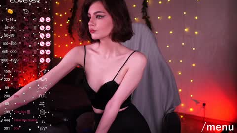 Snapshot of cherry_bombs chatting on December 23, 2:35 am Kate online show from December 23, 2:35 am