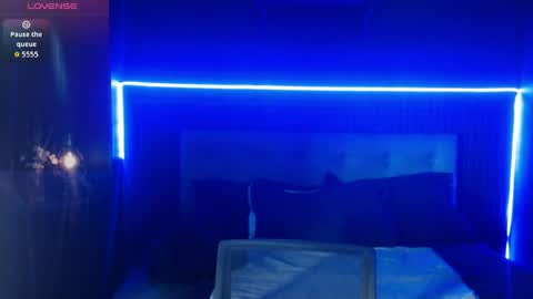 cherry_darck online show from April 19, 4:06 pm