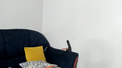 Snapshot of cherry_falls chatting on February 7, 10:02 pm cherry_falls online show from February 7, 10:02 pm