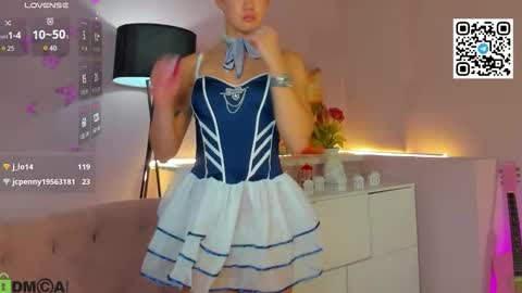 Snapshot of cherry_lexi chatting on March 2, 5:08 am Lexi online show from March 2, 5:08 am