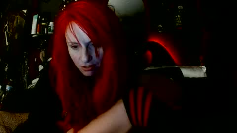 Snapshot of cherry_luxe chatting on July 13, 7:22 am cherry_luxe online show from July 13, 7:22 am