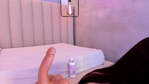 C H E R R Y  online show from April 1, 1:52 pm