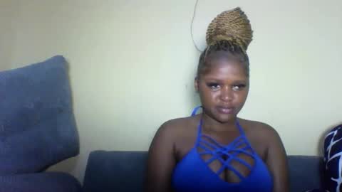 cherry_mufinn online show from January 13, 5:35 am