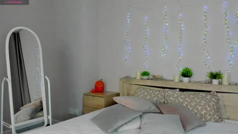 cherry_pr1ce online show from April 19, 11:29 pm