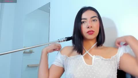 Snapshot of cherry_skinnyy_ chatting on August 3, 2:54 am cherry online show from August 3, 2:54 am