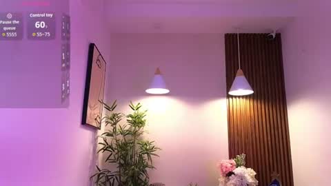 Snapshot of cherry_vixen_ chatting on June 14, 11:12 am Sery online show from June 14, 11:12 am