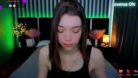 Snapshot of cherry_wipe chatting on May 4, 1:07 pm Cherry Wipe online show from May 4, 1:07 pm