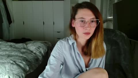 Leonie online show from February 25, 2:48 pm