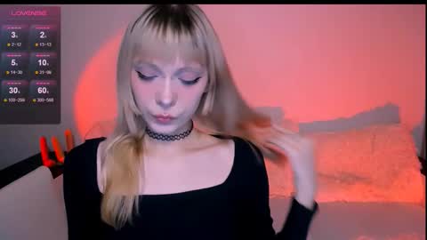 cherrybite_ online show from March 10, 5:34 am