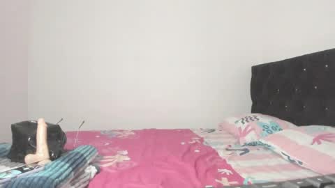 Snapshot of cherryblossom_23 chatting on May 8, 1:44 am cherryblossom_23 online show from May 8, 1:44 am