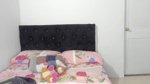 cherryblossom_23 online show from June 27, 2:16 am