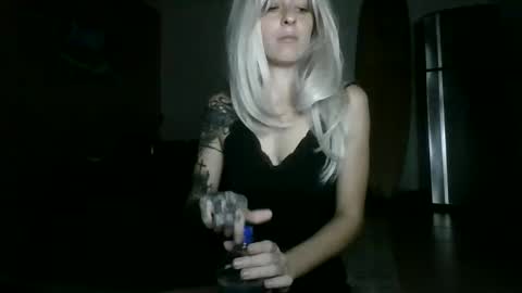 Snapshot of cherryblushxo chatting on June 5, 3:35 am cherryblushxo online show from June 5, 3:35 am