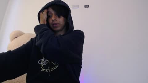 cherrybombsweet online show from May 1, 9:19 pm