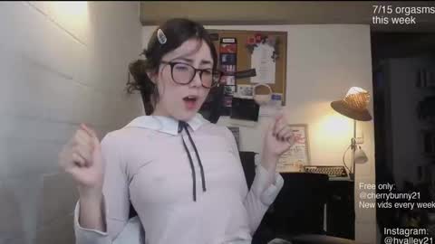 Sarah Prez online show from February 28, 11:28 pm