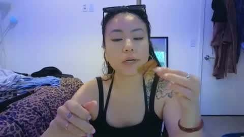 Miss Cherry online show from March 22, 2:04 am