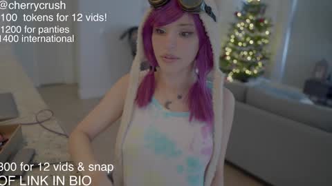 Cherry Crush  online show from December 2, 8:22 pm