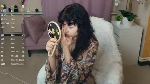 Snapshot of cherrylanding chatting on June 25, 7:07 pm Isabel online show from June 25, 7:07 pm