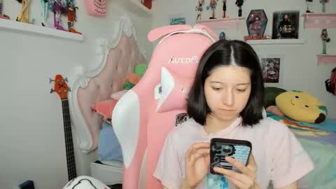 cherrycute666 online show from March 13, 11:55 pm