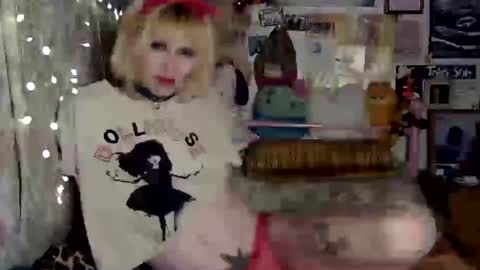 cher strauberry online show from June 27, 5:45 am