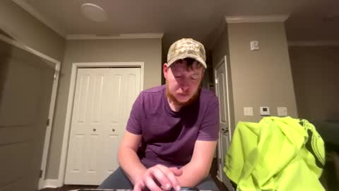 Snapshot of chevycamaro1978 chatting on February 11, 3:29 am chevycamaro1978 online show from February 11, 3:29 am