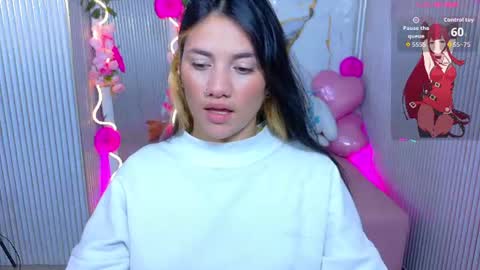 Snapshot of chiara_tay chatting on June 19, 11:47 am Chiara online show from June 19, 11:47 am