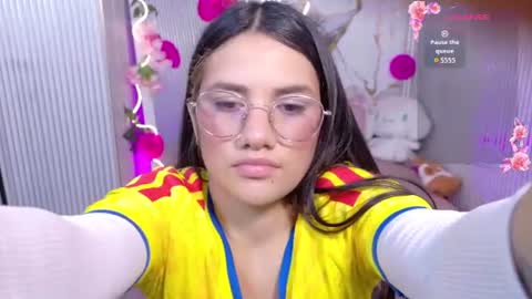 Snapshot of chiara_tay chatting on July 7, 7:07 pm Chiara online show from July 7, 7:07 pm