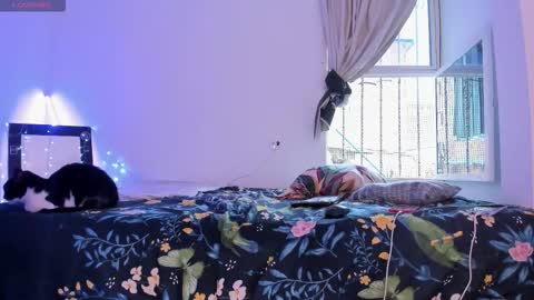 Snapshot of chiarafustox chatting on February 13, 7:43 pm Chiara fustox online show from February 13, 7:43 pm