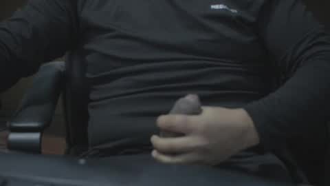 chicagoalex68 online show from December 6, 2:13 am