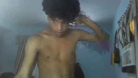Snapshot of chicky_king chatting on May 5, 7:00 pm Arthur online show from May 5, 7:00 pm
