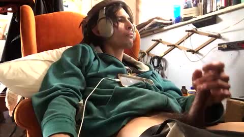 Snapshot of chiefj6izcarezzamatrix chatting on March 21, 9:29 pm chiefJ6mirrorzmatrixmoke online show from March 21, 9:29 pm