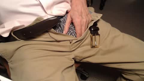 Snapshot of chiguy444 chatting on August 5, 5:21 am chiguy444 online show from August 5, 5:21 am