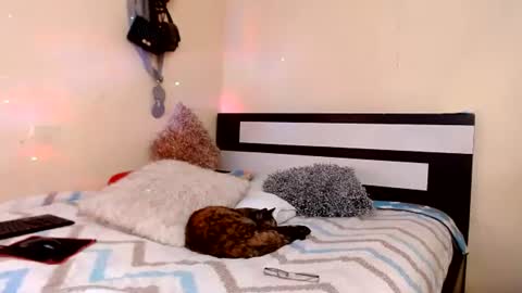 Snapshot of chikandela chatting on July 9, 8:24 pm Valentina online show from July 9, 8:24 pm