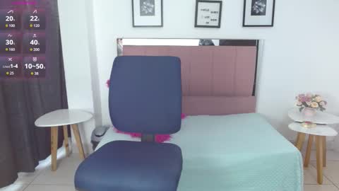 LAURA online show from January 15, 9:40 pm