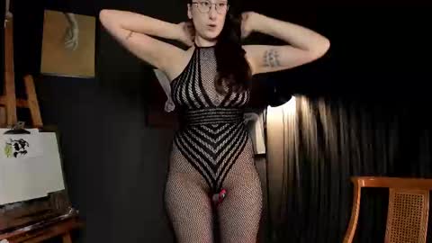 Nina   online show from March 21, 6:00 pm