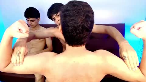 SANTIAGO JEFF KEDEEN  NAETHAN online show from March 27, 8:26 am