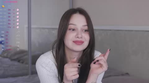 Snapshot of chillgirlll chatting on May 7, 5:46 am Nicole online show from May 7, 5:46 am