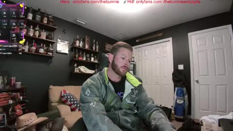 Chillinthemosttt online show from November 4, 3:05 am