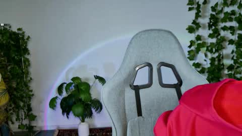 Bella online show from March 6, 5:15 am