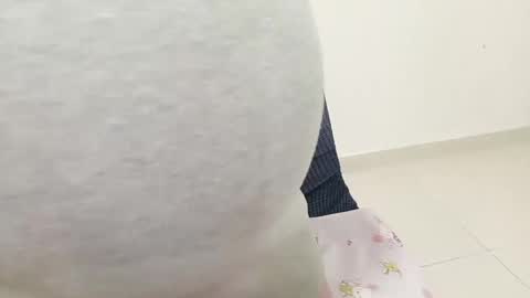 Jani online show from May 31, 1:14 am