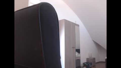 chillzonecam online show from September 28, 10:42 am