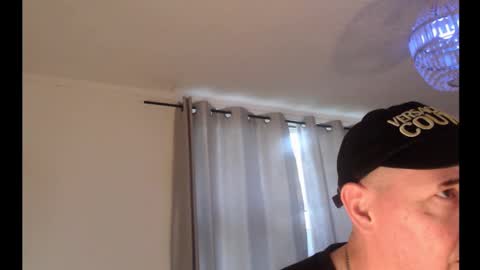 Snapshot of chinomanelli chatting on October 29, 3:58 pm chinomanelli online show from October 29, 3:58 pm