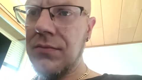 chipa69 online show from April 23, 3:03 pm