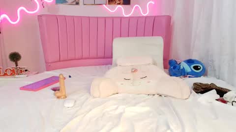 Snapshot of chiquibumbun chatting on February 25, 8:25 am sophia online show from February 25, 8:25 am